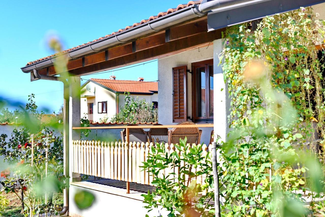 Adriatico Bungalow Poreč Eksteriør billede