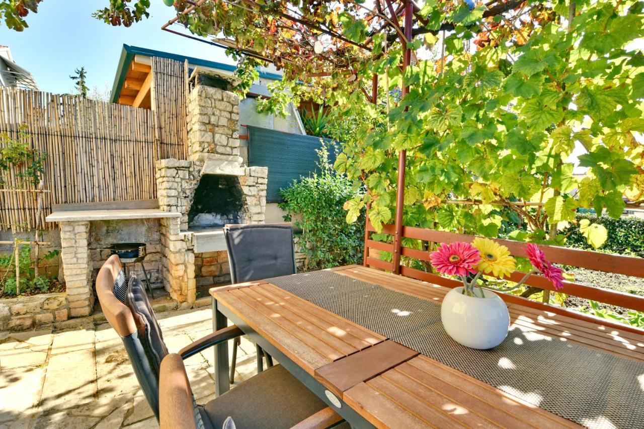 Adriatico Bungalow Poreč Eksteriør billede