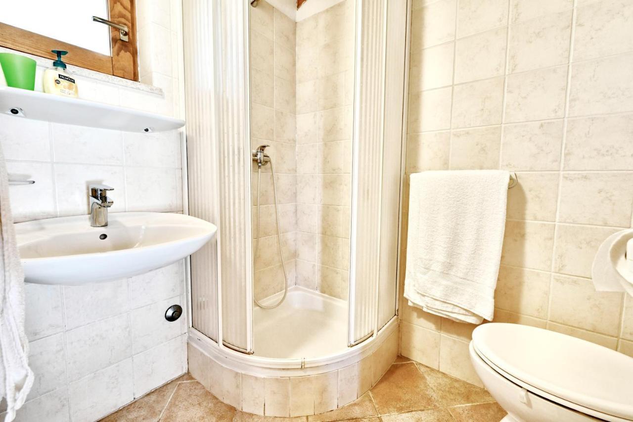 Adriatico Bungalow Poreč Eksteriør billede