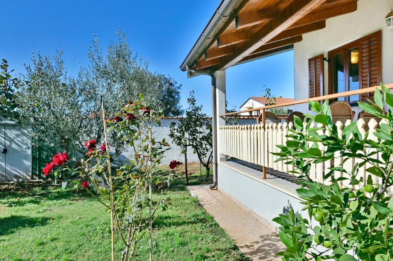 Adriatico Bungalow Poreč Eksteriør billede